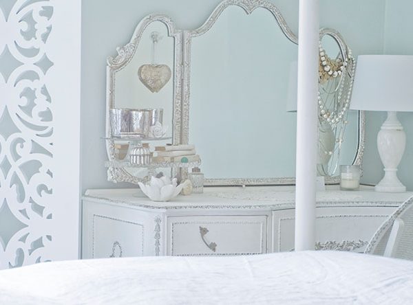 Bedroom Vanity table